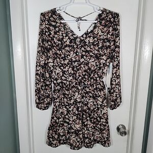 Nine Britton Deanna Dress Womens L Petite Black Floral V-neck Tie Long Sleeve